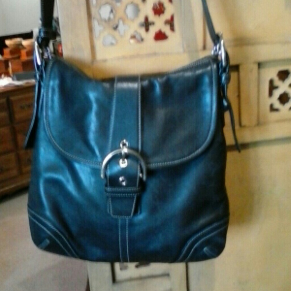 Coach Hobo Cross Body Large/Medium Size